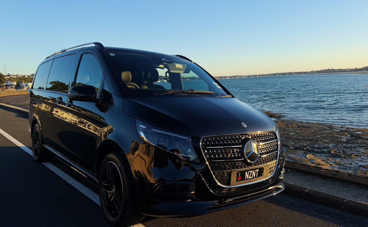 Mercedes-Benz V250d Executive Travel Service