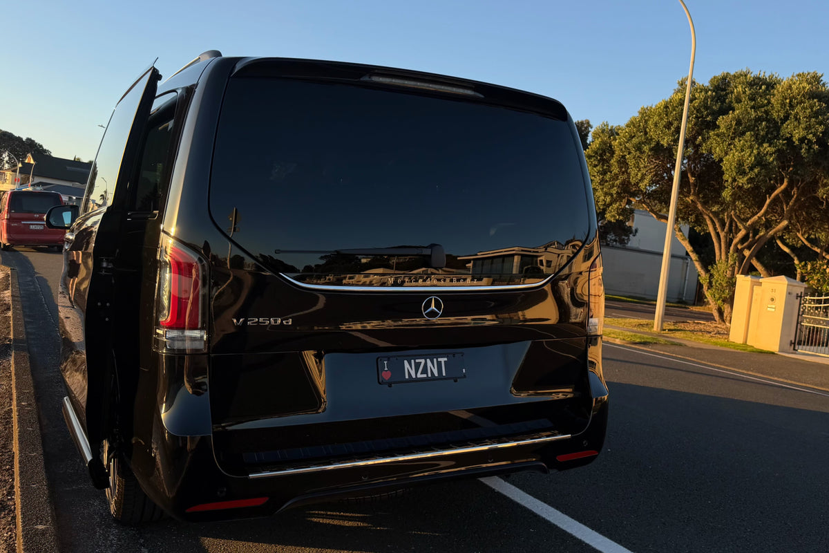 2026 Mercedes-Benz V250d luxury passenger interior NZNT